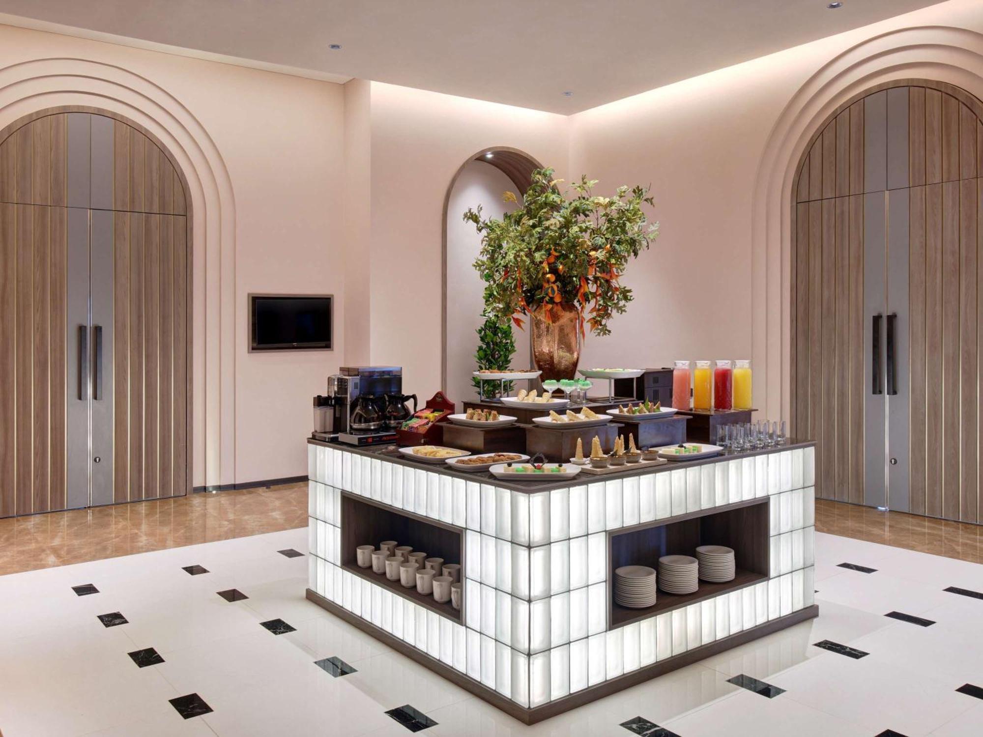 Mercure Garut City Center Buitenkant foto